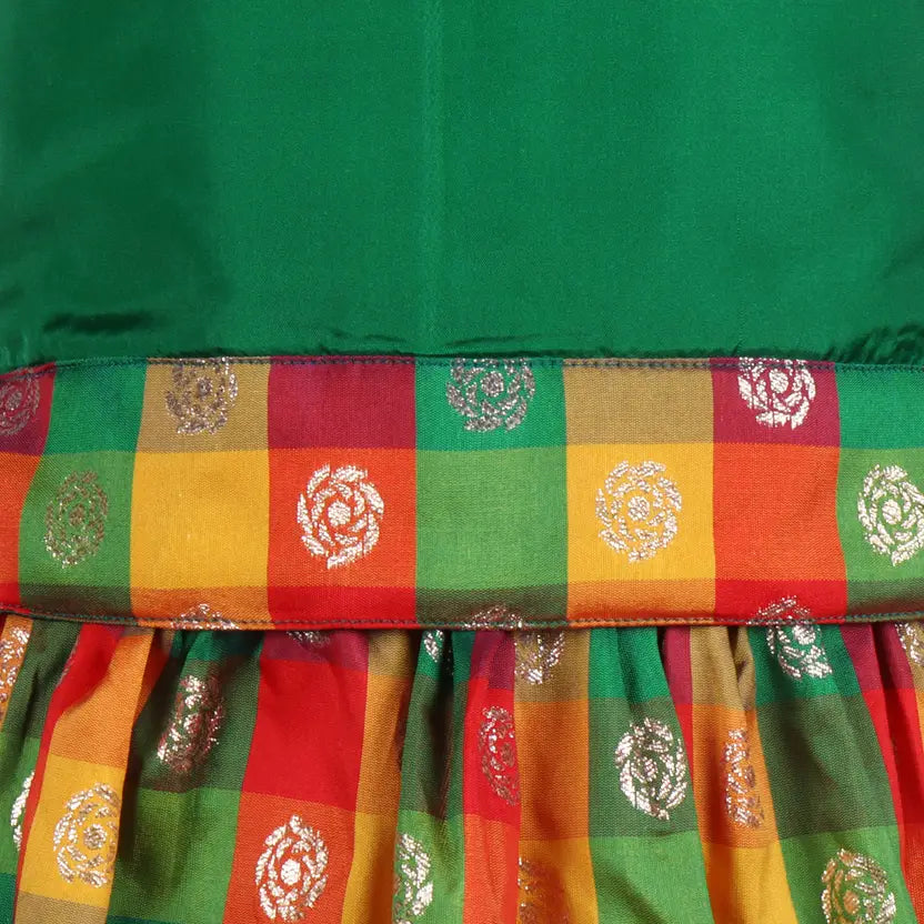 Girls Silk Blend Zari Woven Pattu Pavadai Set