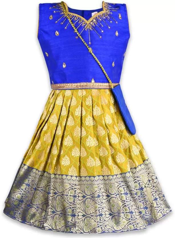Girls Embellished Ethnic Lehenga Choli Set
