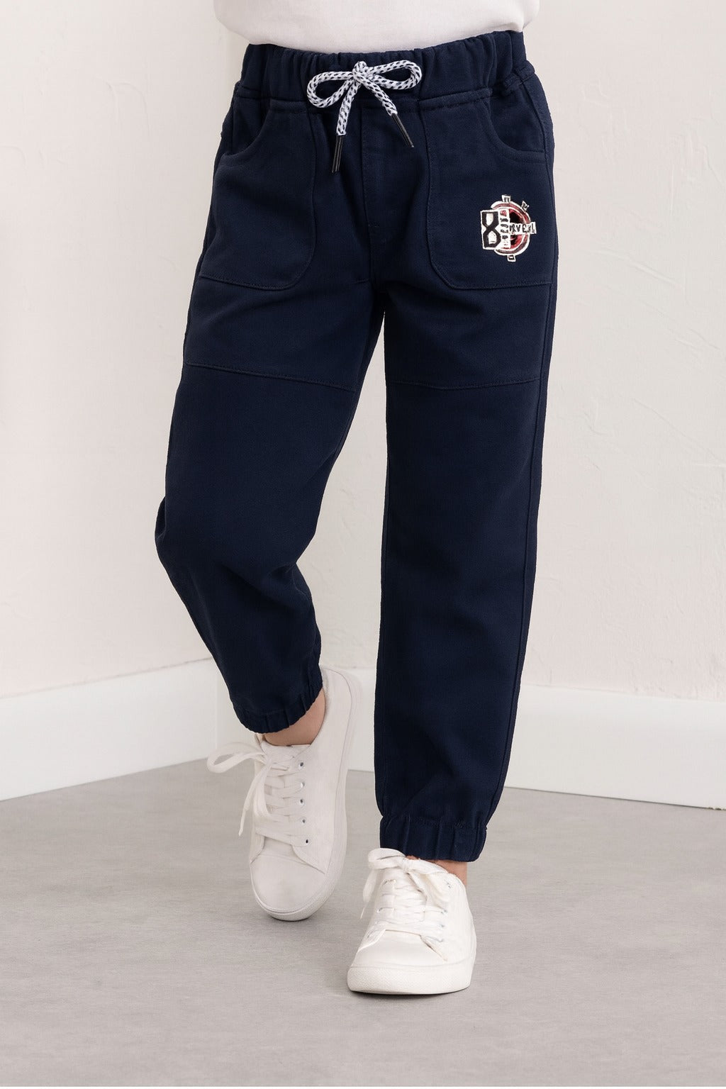 Boys Mid Rise Printed Jogger Fit Jeans