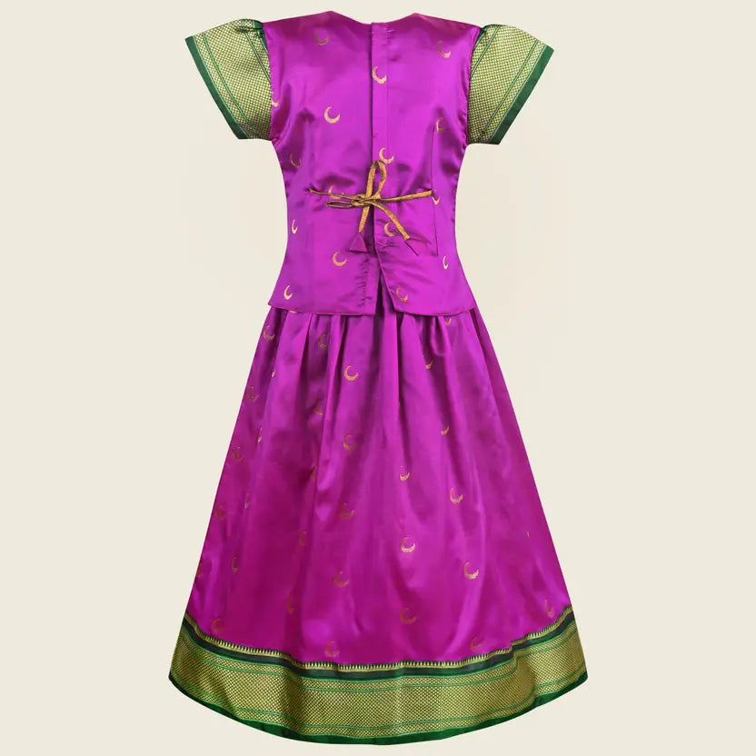 Girls Zari Border Silk Pattu Pavadai Set