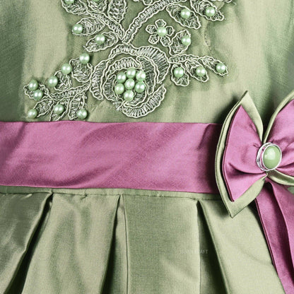 Girls Pleated Bow Pearl Embellished Party Dress