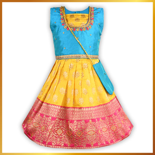Girls Ethnic Dresses
