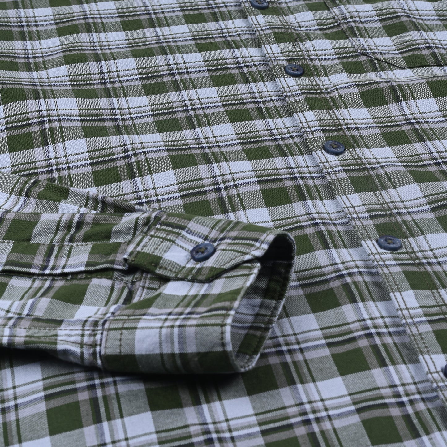 Men’s Cotton Blend Checkered Shirt with Long Sleeves