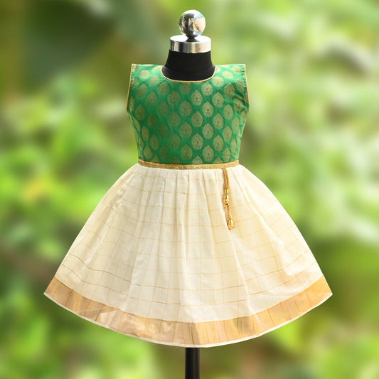 Baby Girls Traditional Onam Pattu Dress with Brocade Design