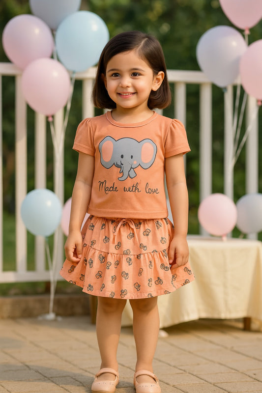 Girls Graphic Print Top and Skirt Clothing Set