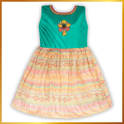 ethnic wear for baby girls.