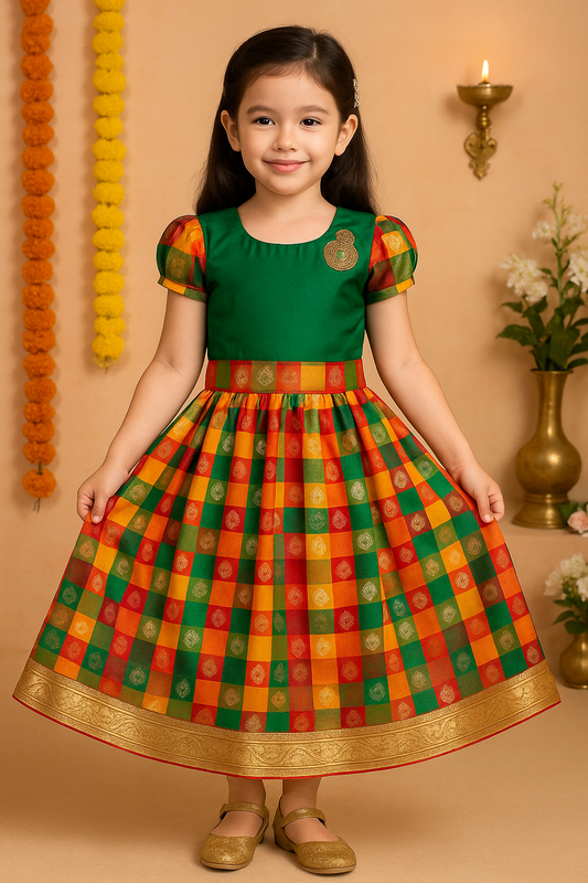 Girls Silk Blend Zari Woven Pattu Pavadai Set