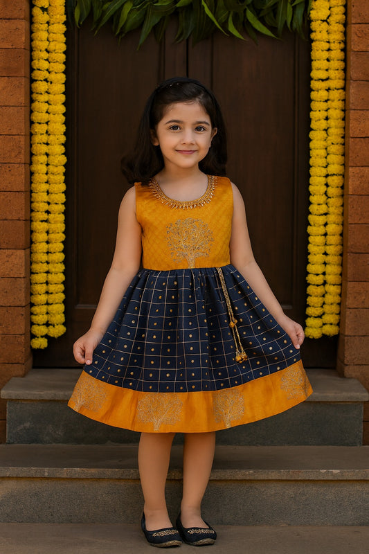 Wish Karo Girls Frock Dress for Kids-(fe3117nbchks)