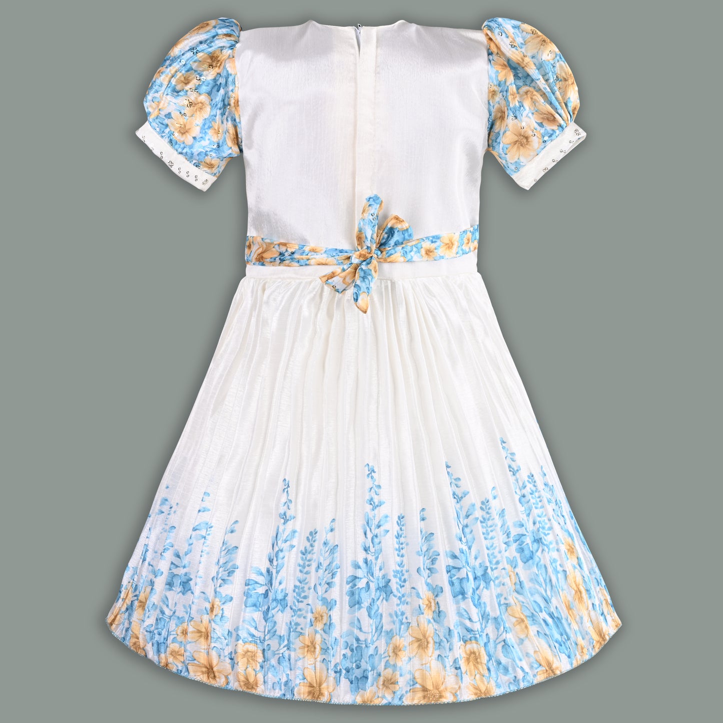 Buy Premium Baby Girls Ethnic Dress Online | Girls Onam Kasavu Frocks