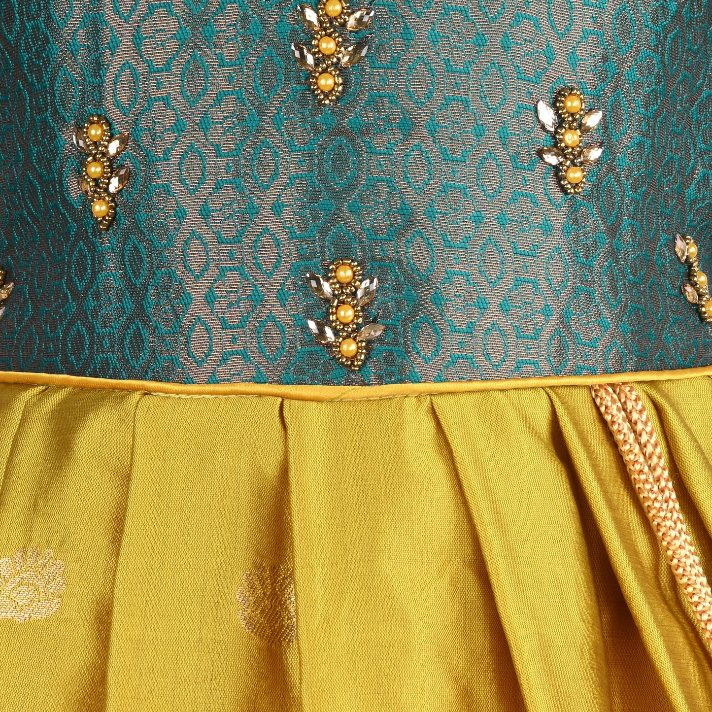 Girls Embellished Woven Zari Puff Sleeve Silk Ethnic Dress