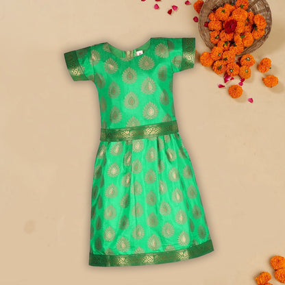 Girls Zari Woven Pattu Pavadai Choli Skirt Set