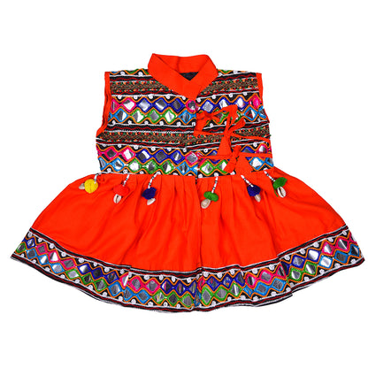 Boys Sleeveless Hand Embroidered Kedia Set BD143org